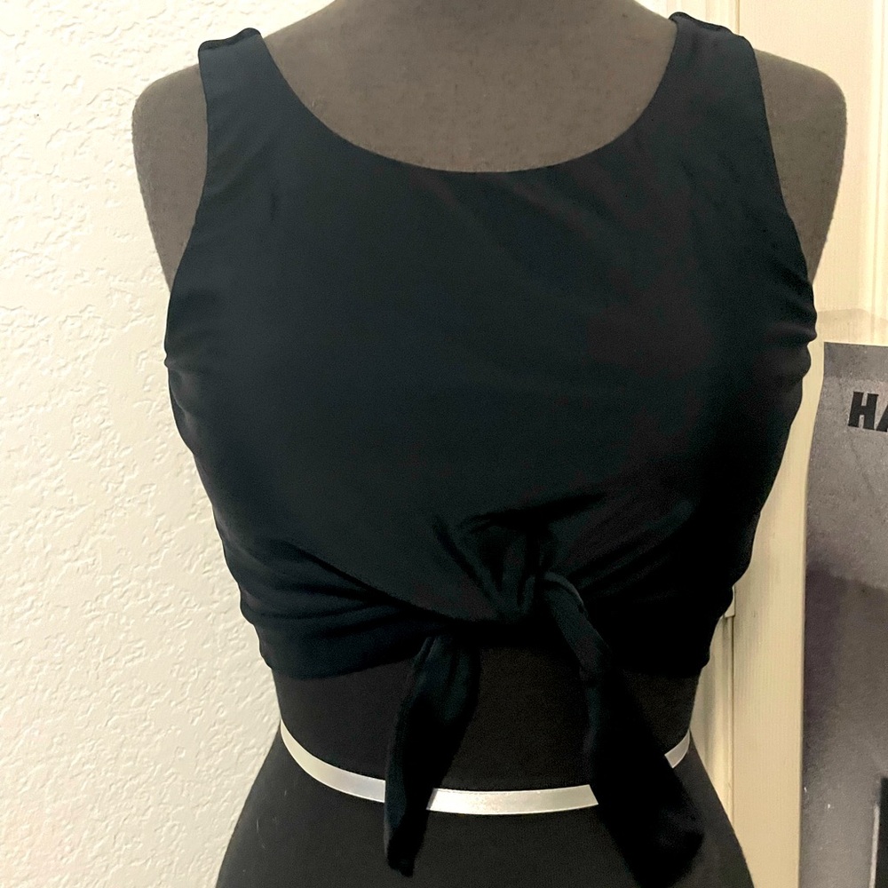 Black medium bathing suit/cropped top.